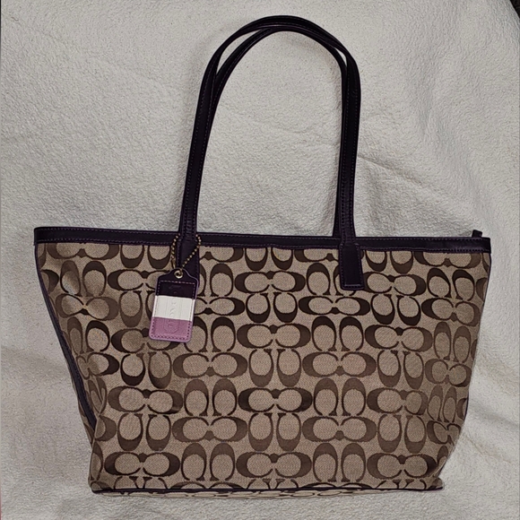 Coach 23465 Weekender Signature C Medium Zip Tote Khaki Jacquard Purple - Picture 1 of 11
